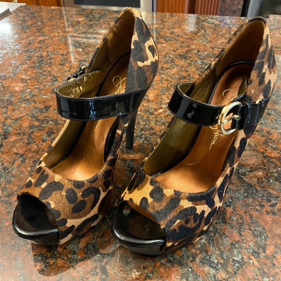 Jessica Simpson Shoes - Jessica Simpson "Cheetah Leopard" Heels